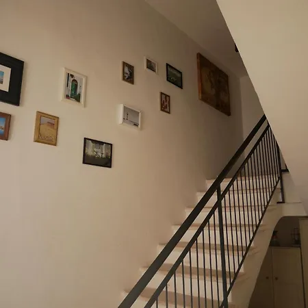 לינה וארוחת בוקר Il Civico 2 בארי