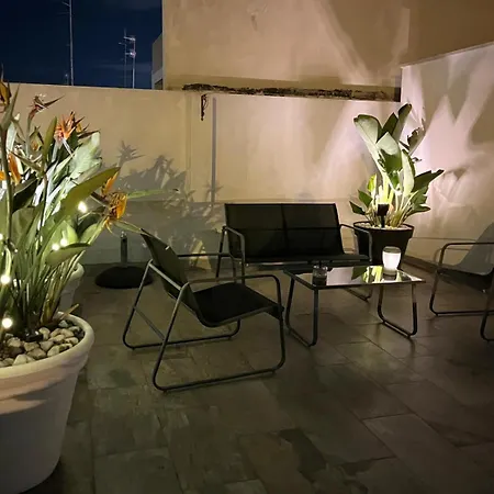 Il Civico 2 3* בארי