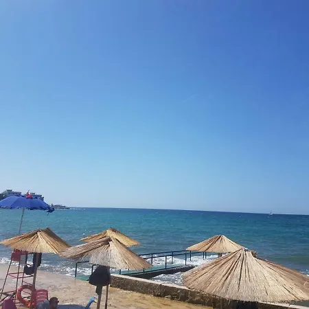 Il Civico 2 2* Bari