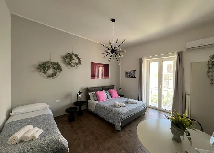 Il Civico 2 3* باري